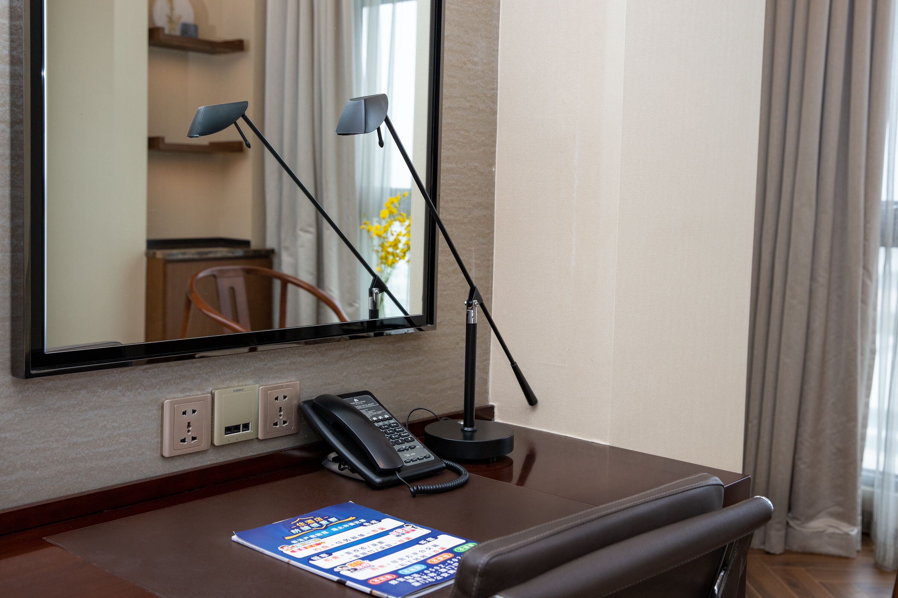 deluxe sea view king | 1 bedroom, minibar, in-room safe, individually decorated