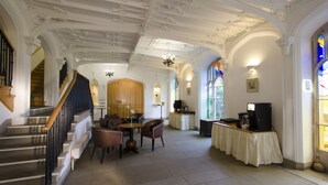 Staircase - Missenden Abbey (Great Missenden)