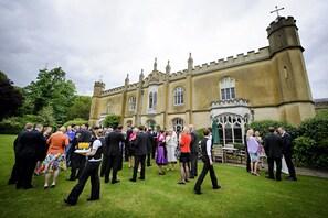 BBQ/picnic area - Missenden Abbey (Great Missenden)