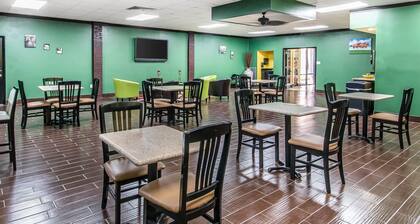 Quality Inn Hinesville - Fort Stewart Area