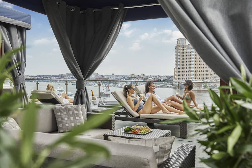 luxury hotels in Glen Burnie