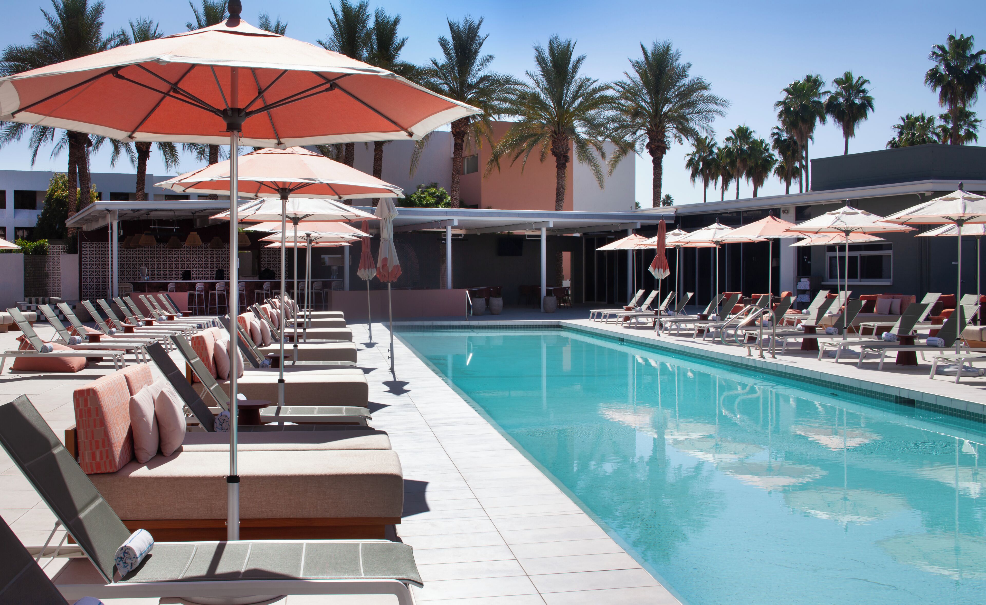 Outdoor pool, cabanas (surcharge), pool umbrellas