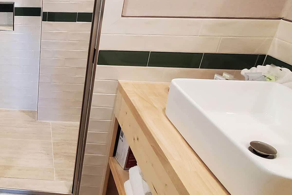 奢華客房 | 高級寢具、羽絨被、特厚豪華床墊、獨特設計