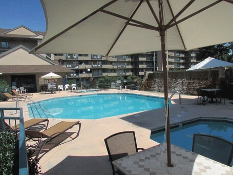 Arbors at Island Landing Hotel Suites - Image 55