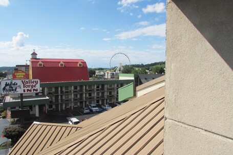 Arbors at Island Landing Hotel Suites - Image 69