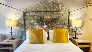 Luksushuone | Ylelliset vuodevaatteet, untuvapeitot, pillowtop-patjalliset sängyt