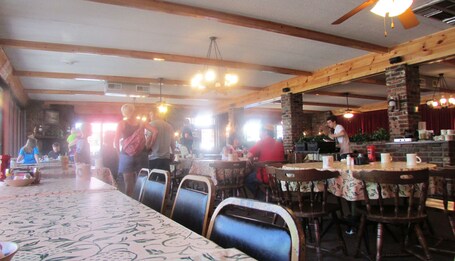 Arbors at Island Landing Hotel Suites - Image 18