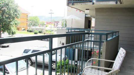 Arbors at Island Landing Hotel Suites - Image 56