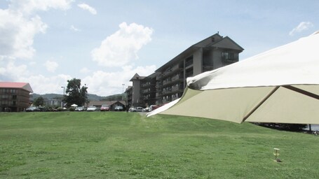 Arbors at Island Landing Hotel Suites - Image 13