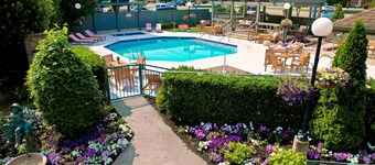 Arbors at Island Landing Hotel & Suites