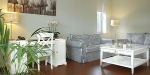 Flat-screen TV - Hotel Creusen (Epen)