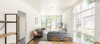 Lorne Hotel