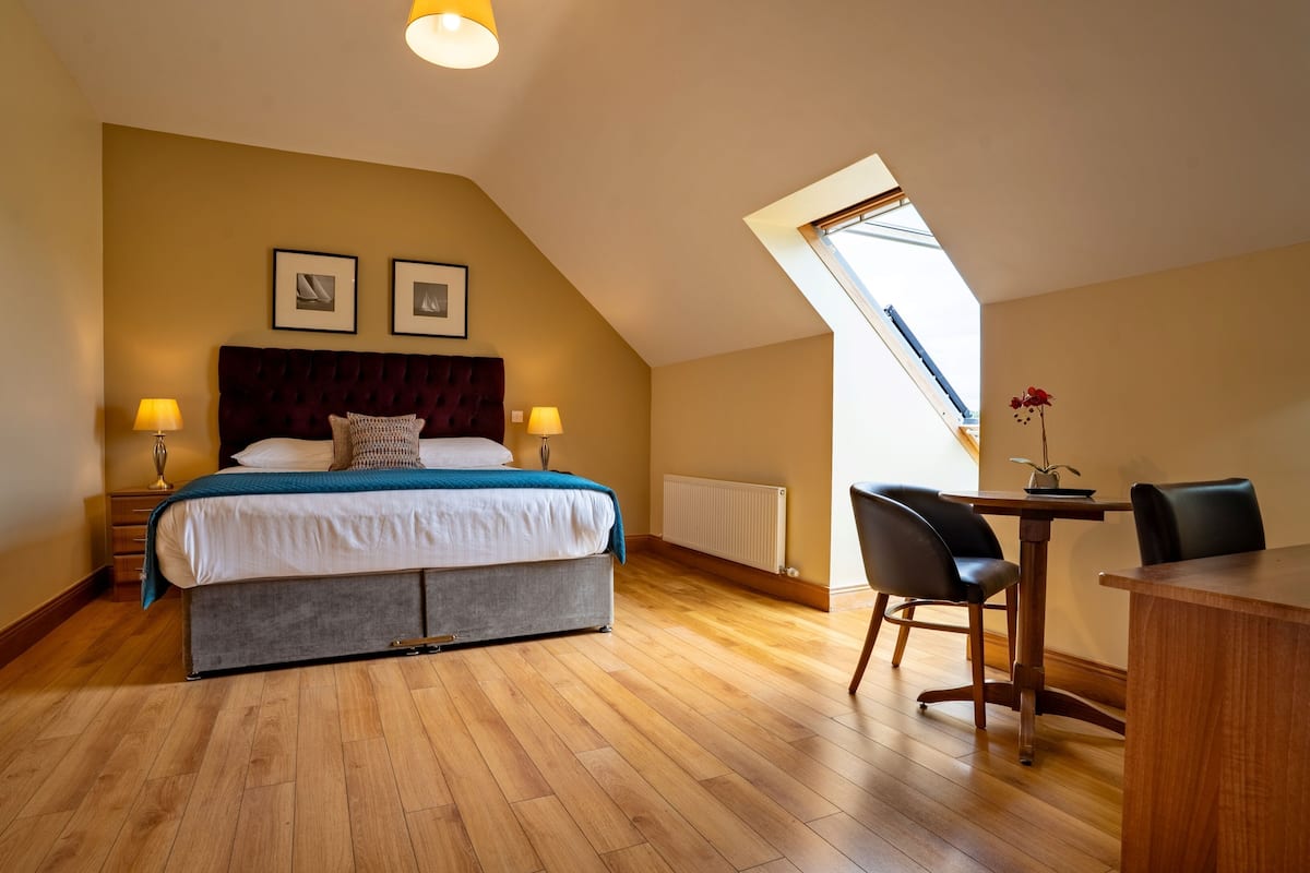 Superior Double Room (Super King Bed, Burren View) | Blackout drapes, soundproofing, free WiFi, bed sheets
