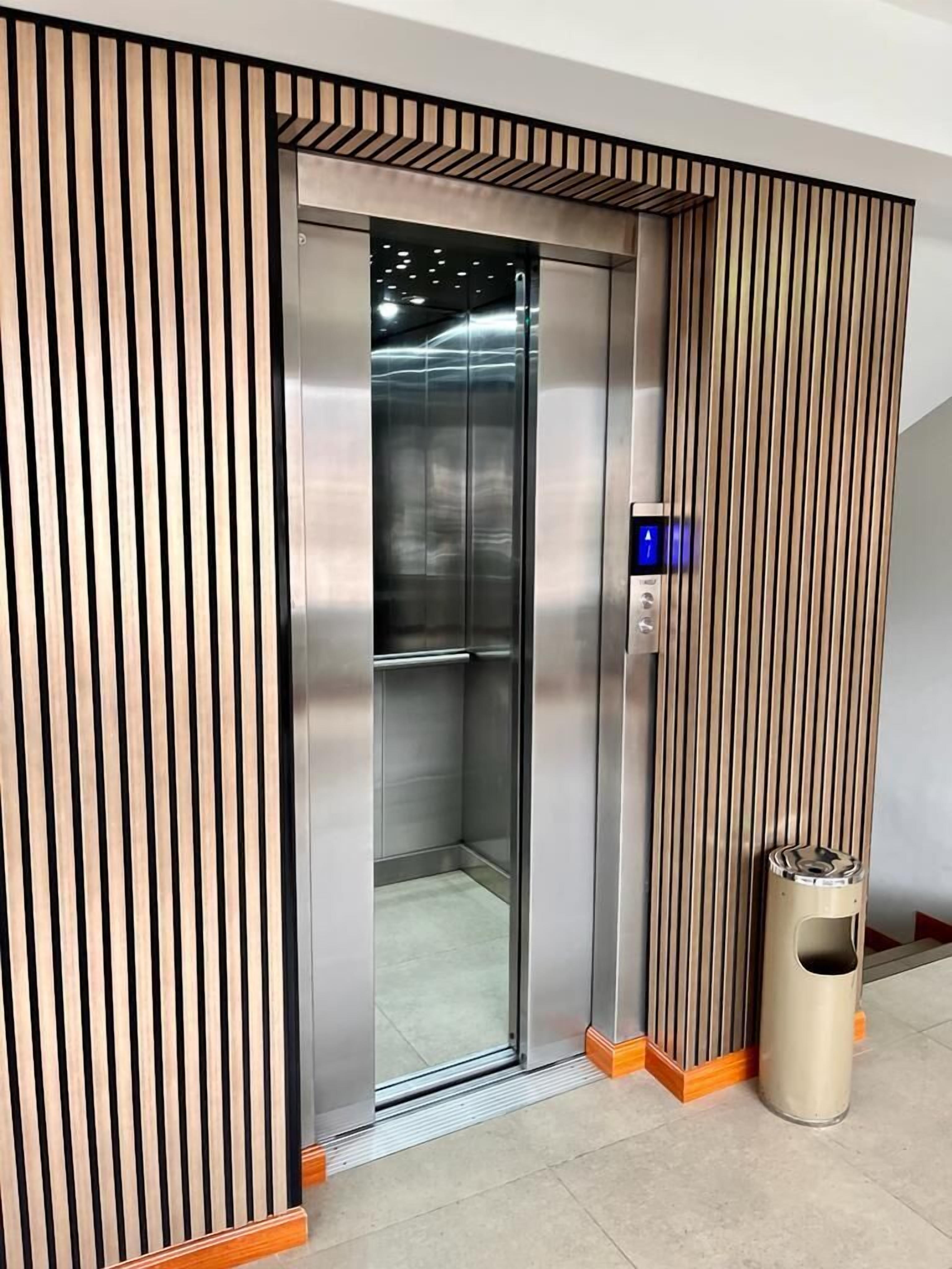 32-inch led tv with cable channels, tv