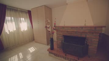 Habitación doble Confort, baño privado | Ropa de cama de alta calidad, camas con efecto memoria y minibar