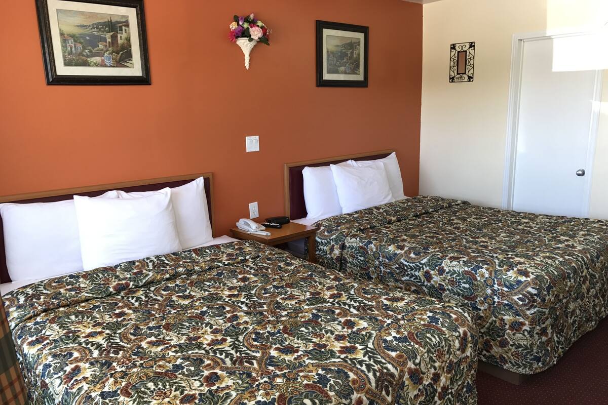 Standard Room, 2 Queen Beds | Free WiFi, bed sheets