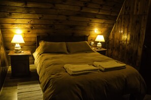 Apartment, 2 Bedrooms | 2 bedrooms, premium bedding, individually decorated - Cabañas Villa Pañil (San Carlos de Bariloche)