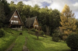 Front of property - Cabañas Villa Pañil (San Carlos de Bariloche)