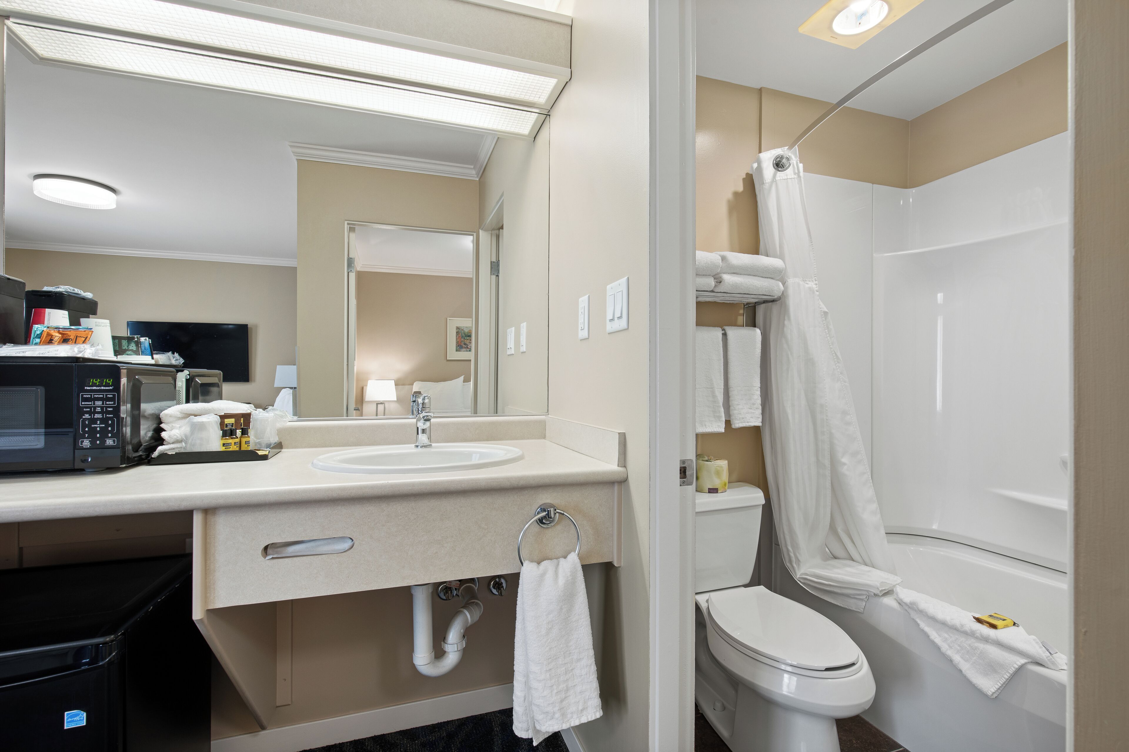 Suite | Bathroom