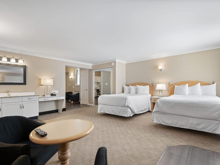 行政套房, 多张床 (Executive Resident Suite) | 熨斗/熨衣板、免费 WiFi、床单