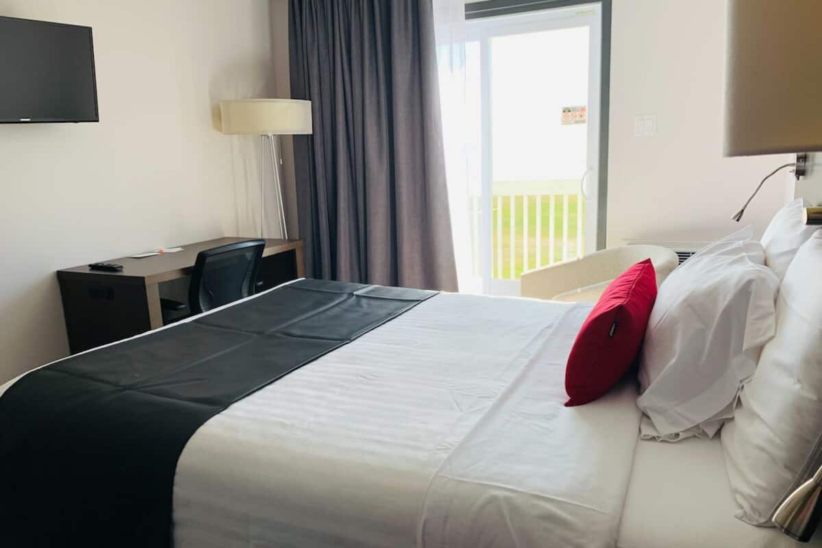 standard room, refrigerator | 1 bedroom, desk, free cots/infant beds, free wifi