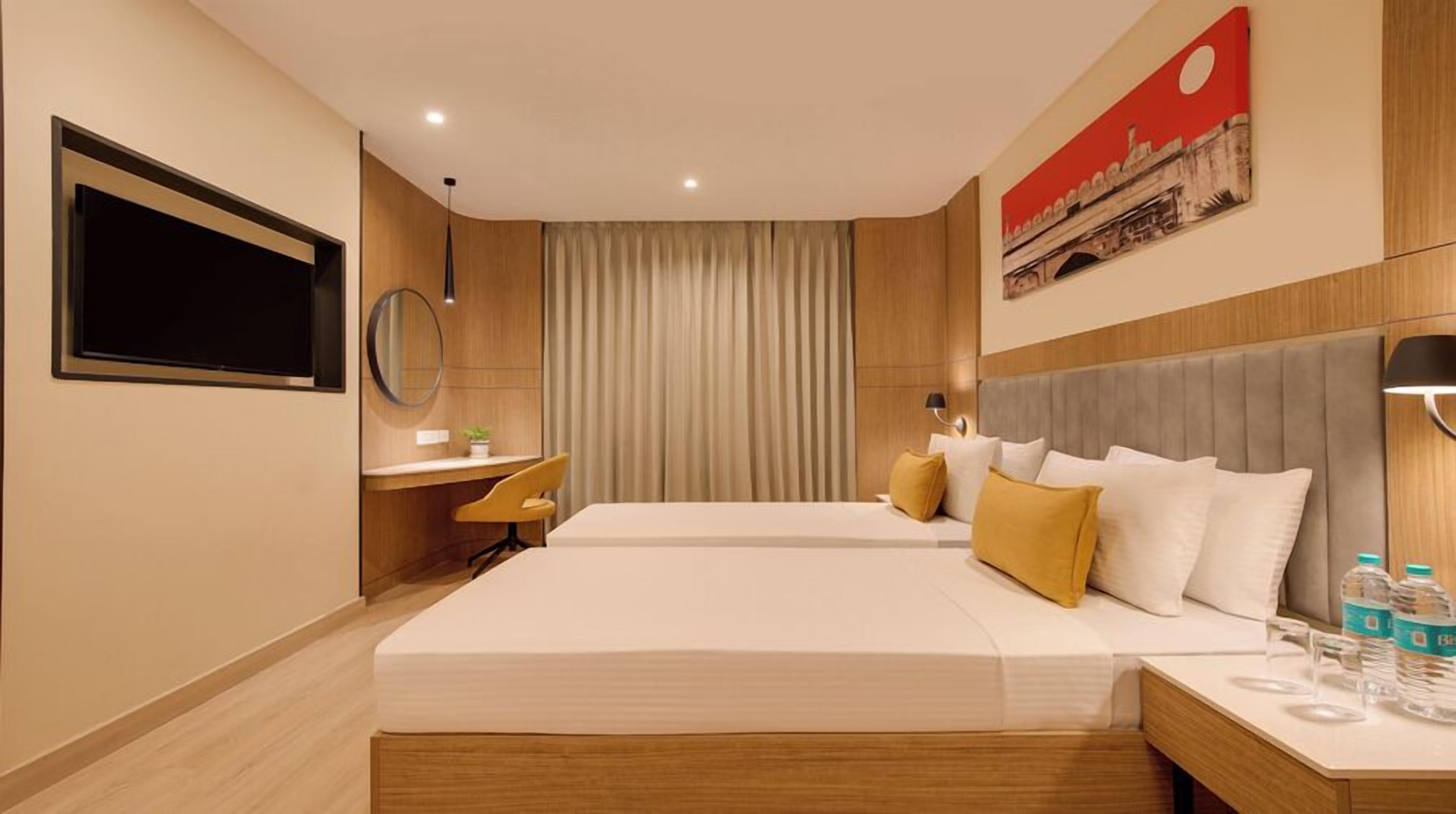 Executive Twin Room | Premium bedding, down comforters, minibar, in-room safe