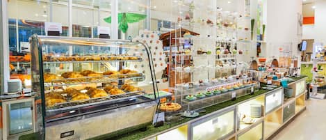 Daily buffet breakfast (IDR 180000 per person)