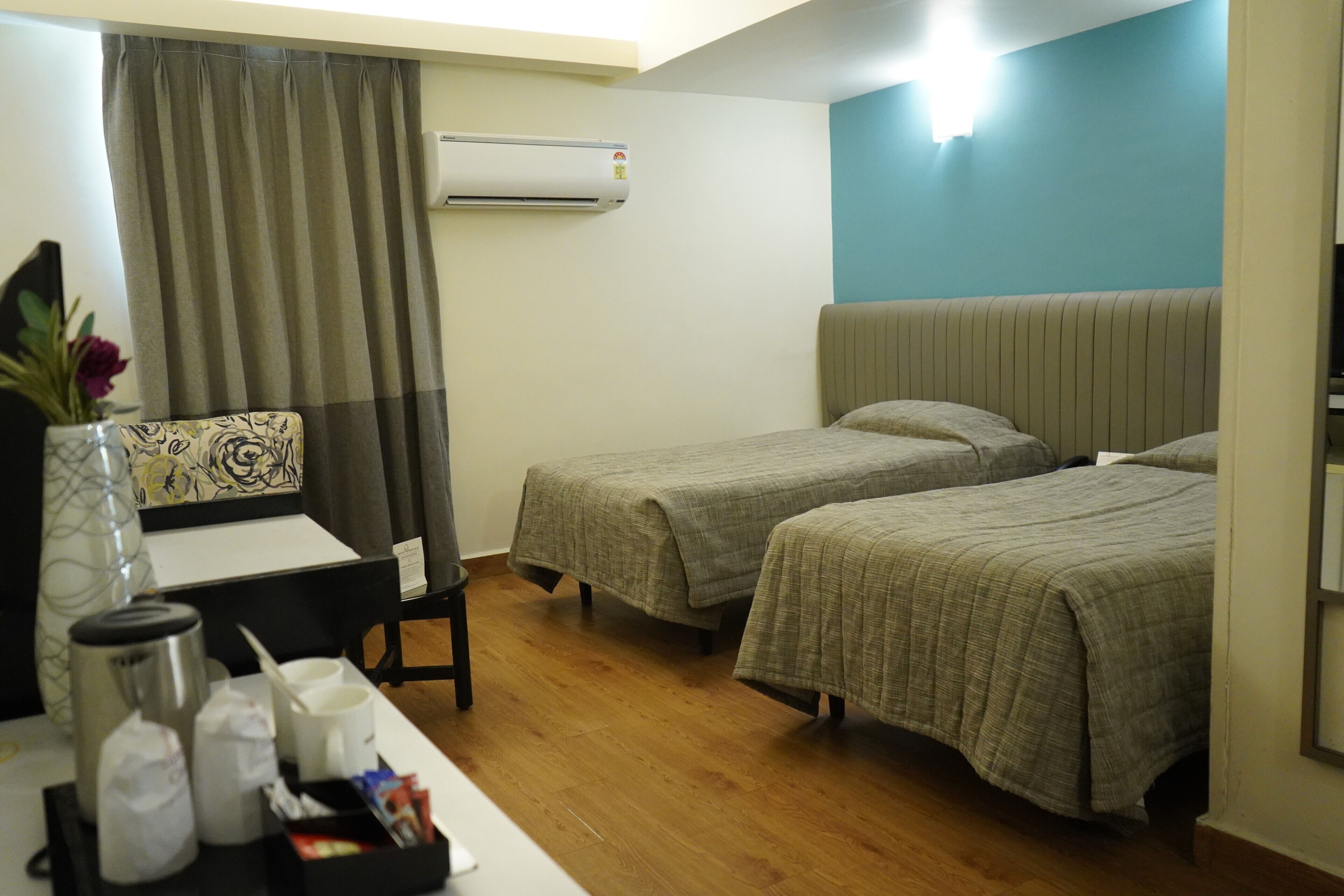 Photo - Hotel Diplomat, Colaba