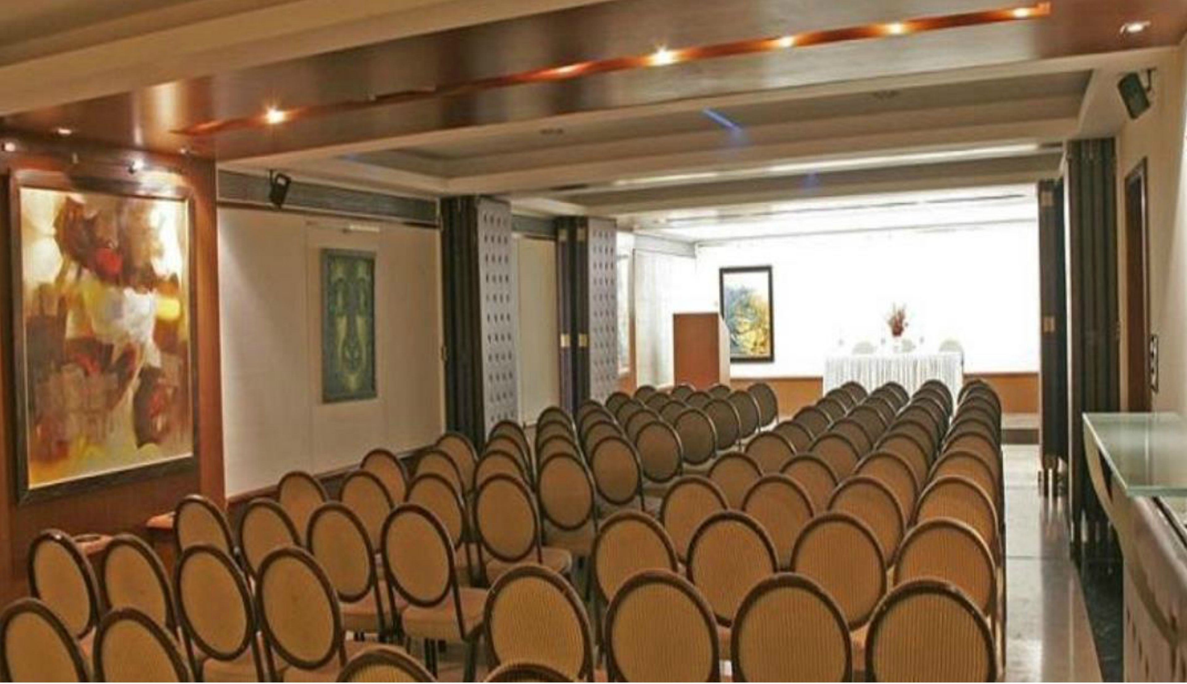 Photo - Hotel Diplomat, Colaba