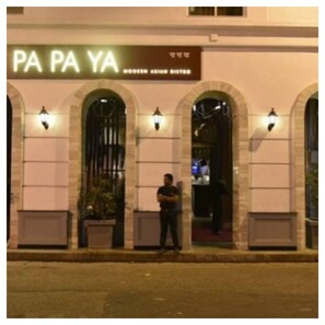 2 restaurants, breakfast served - Diplomat Hotel (Mumbai)