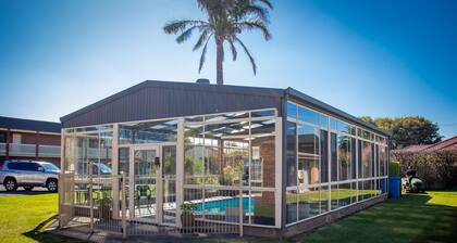 Arkana Motor Inn & Terrace Apartments