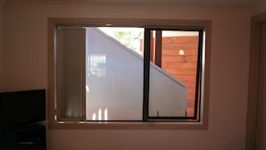 Tabla de planchar con plancha 