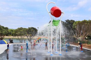 儿童活动区 - 室外