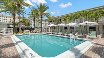 2 outdoor pools, a heated pool, open 8:00 AM to 8:00 PM, pool umbrellas