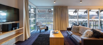 Marina Apartments Element Escapes