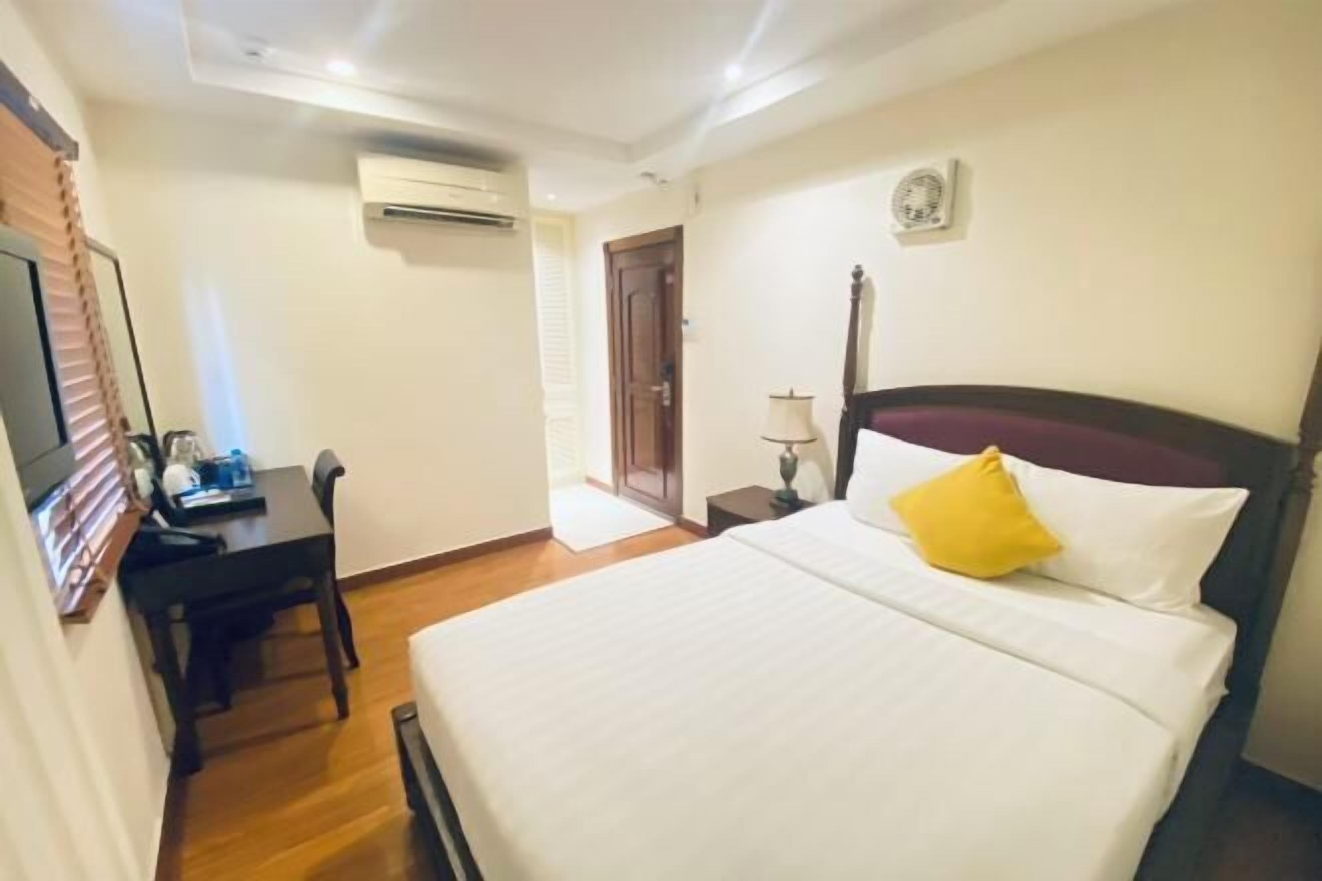 Luxe beddengoed, bedden met traagschuimmatras, een minibar