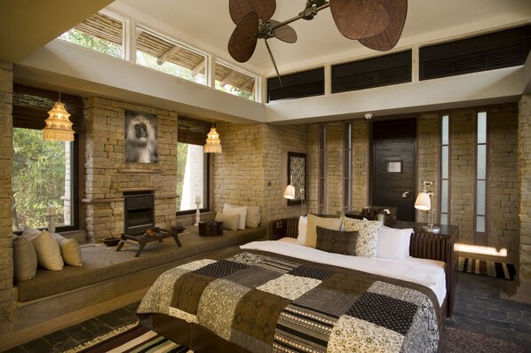 Cottage Cao cấp, 1 giường cỡ king | Bộ đồ giường cao cấp, minibar, két bảo mật tại phòng, bàn 