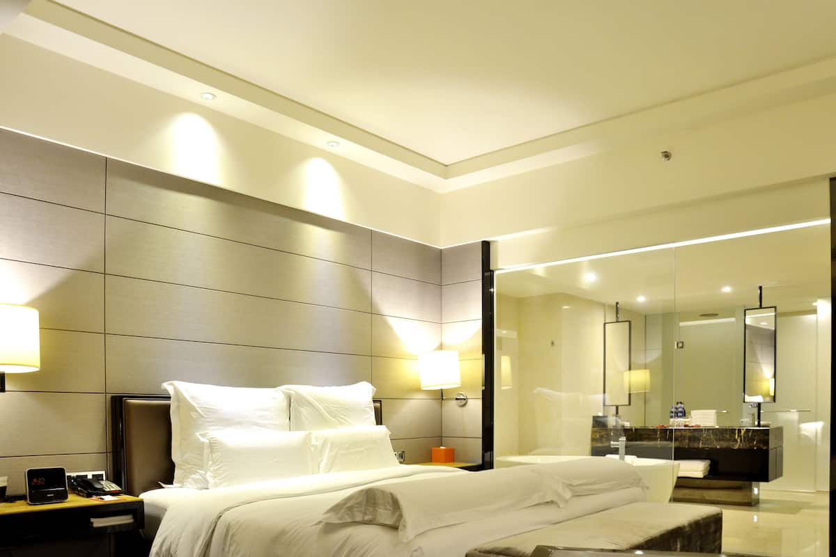 1 Schlafzimmer, Minibar, Zimmersafe, Schreibtisch
