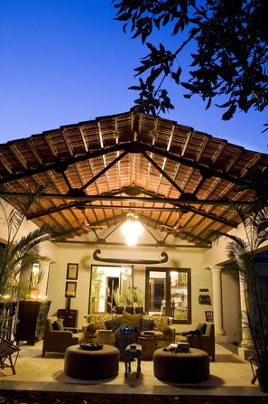 Interior entrance - Baghvan, Pench National Park (Kurai)