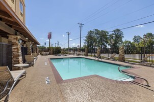 Seasonal outdoor pool, open 10 AM to 10 PM, sun loungers