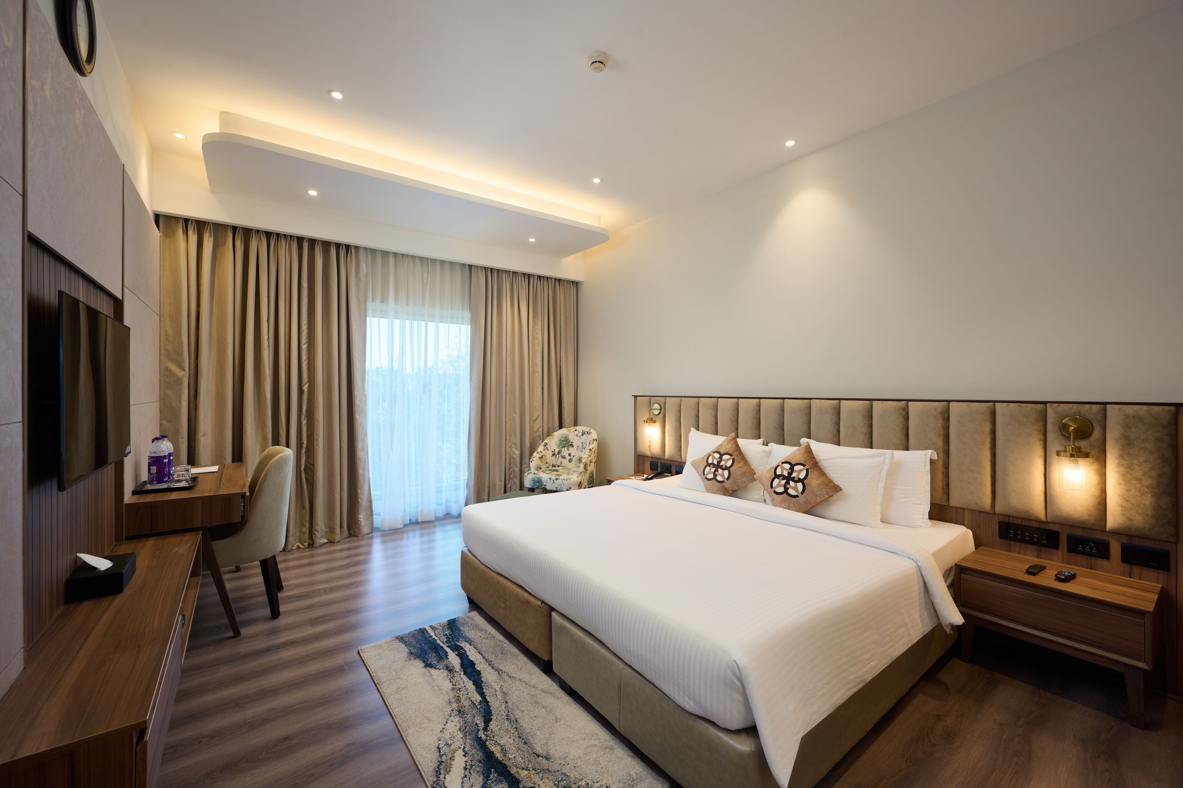 1 bedroom, premium bedding, pillow-top beds, minibar