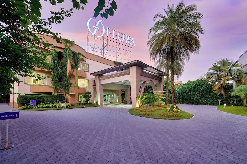 Flora Airport Hotel and Convention Centre Kochi