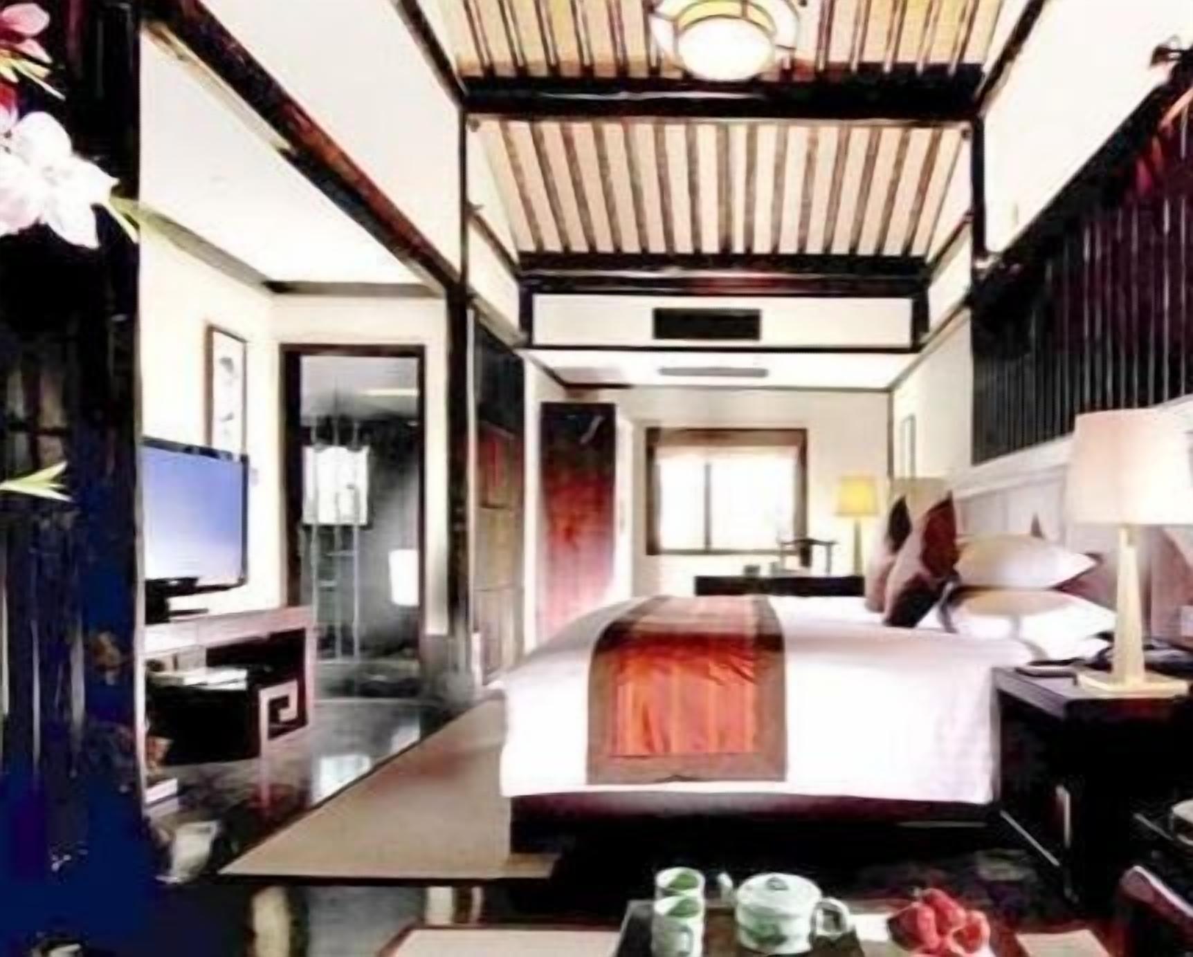 標準客房 | 迷你吧、房內夾萬、書桌、遮光窗簾/窗簾