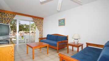 Safe på rommet og sengetøy