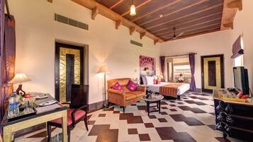 Premium Villa Room Overlooking Valley / Sajjan-Garh Fort