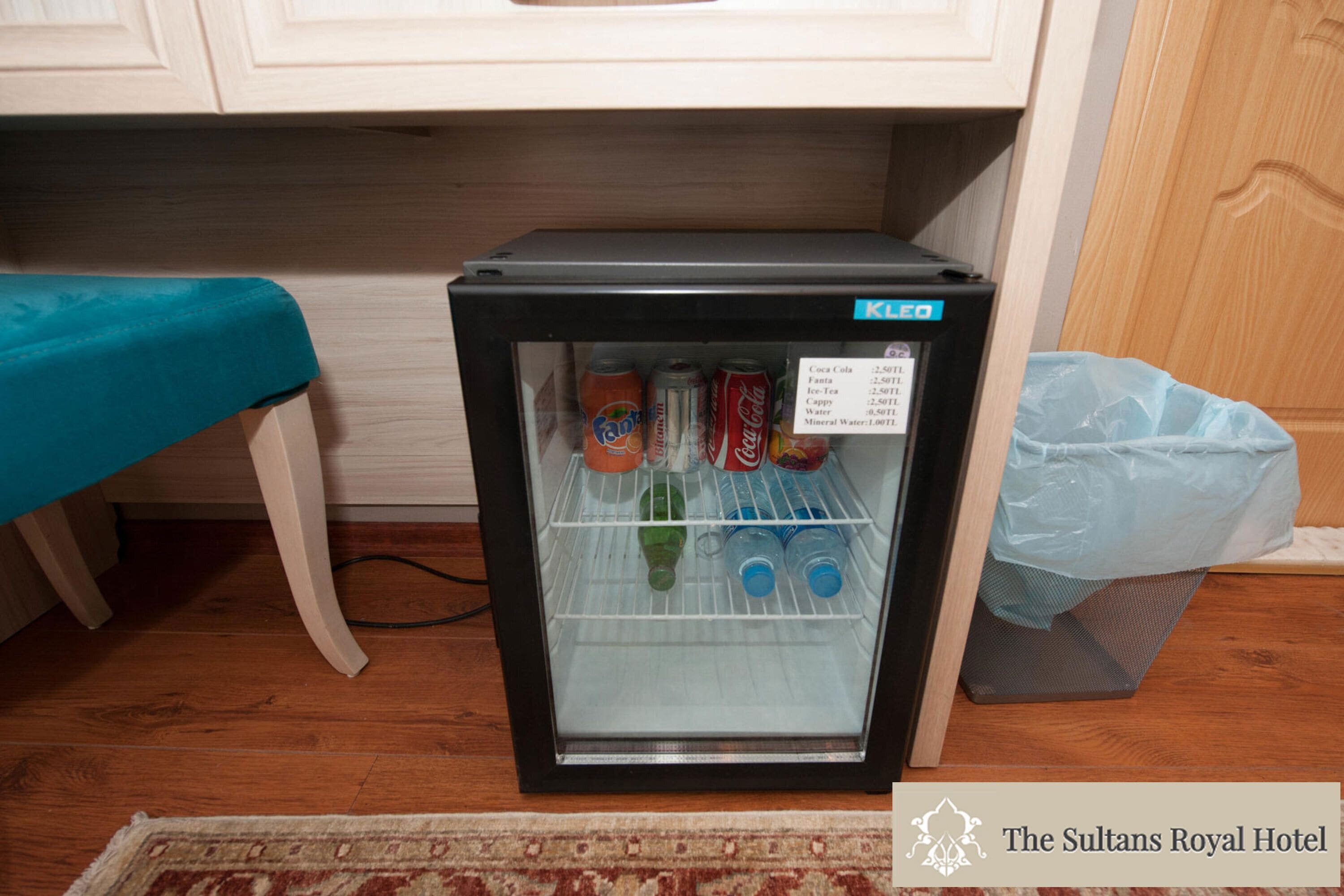 minibar, in-room safe, desk, laptop workspace