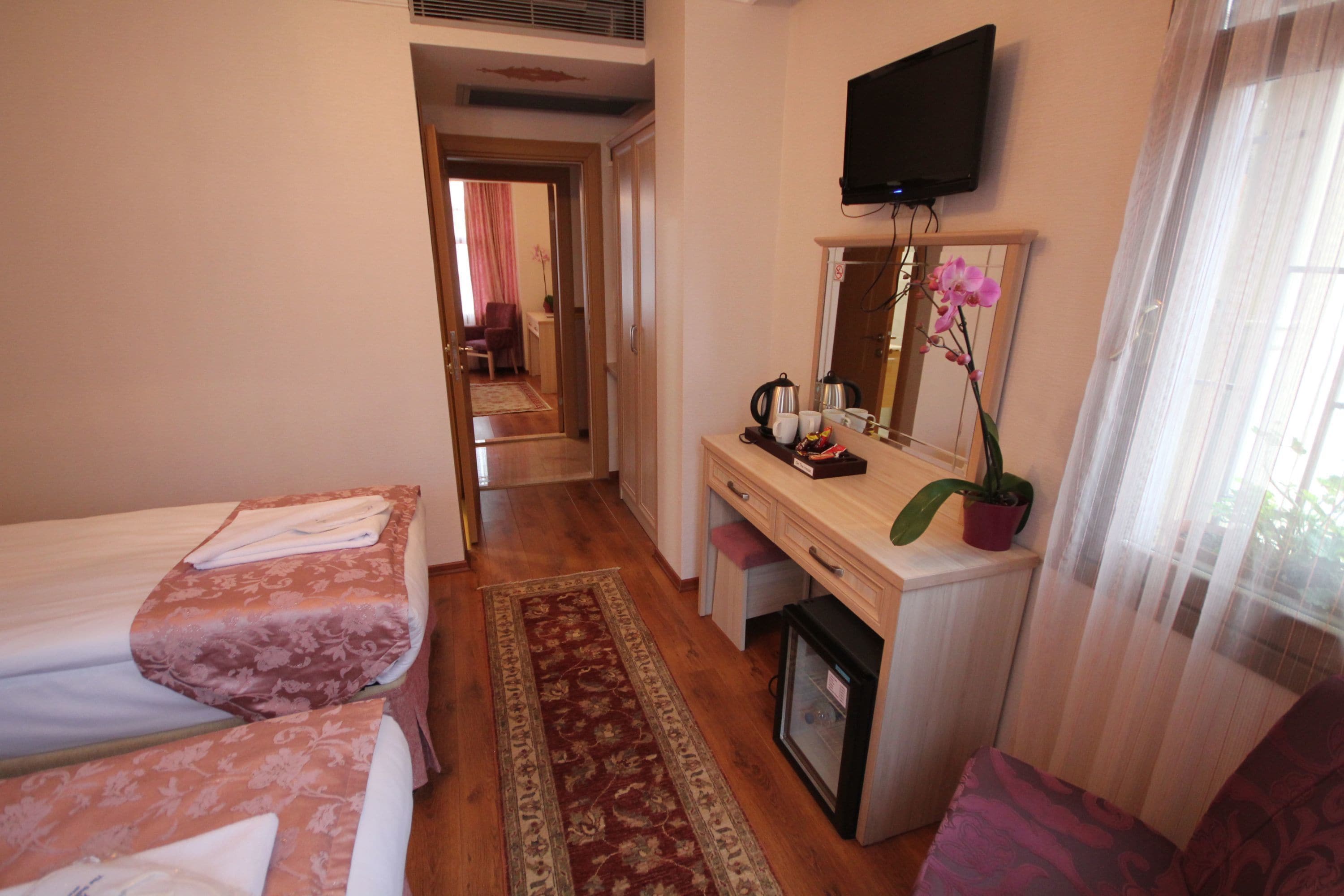 Chambre Familiale (Family Room) | Vue de la chambre