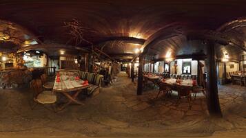 Free daily breakfast