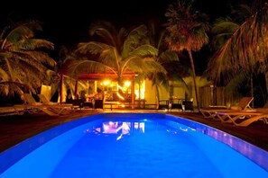 Piscina externa