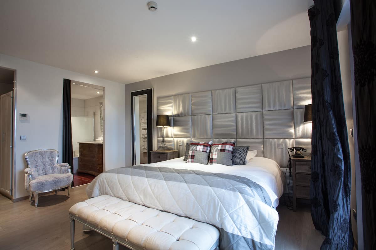 free toiletries, hair dryer, bathrobes, slippers